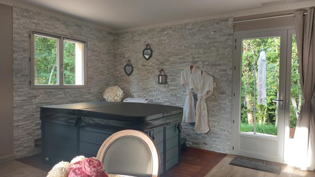 Gite Spa & Nature Saint-Chamassy Екстер'єр фото
